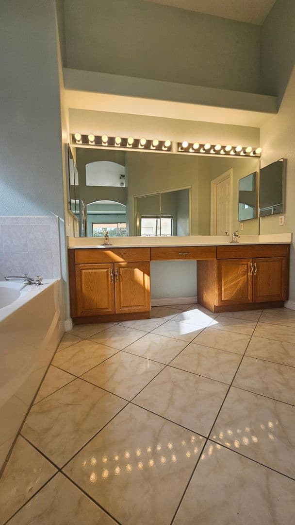 LAS VEGAS House: 5141 ELDORA AVE.