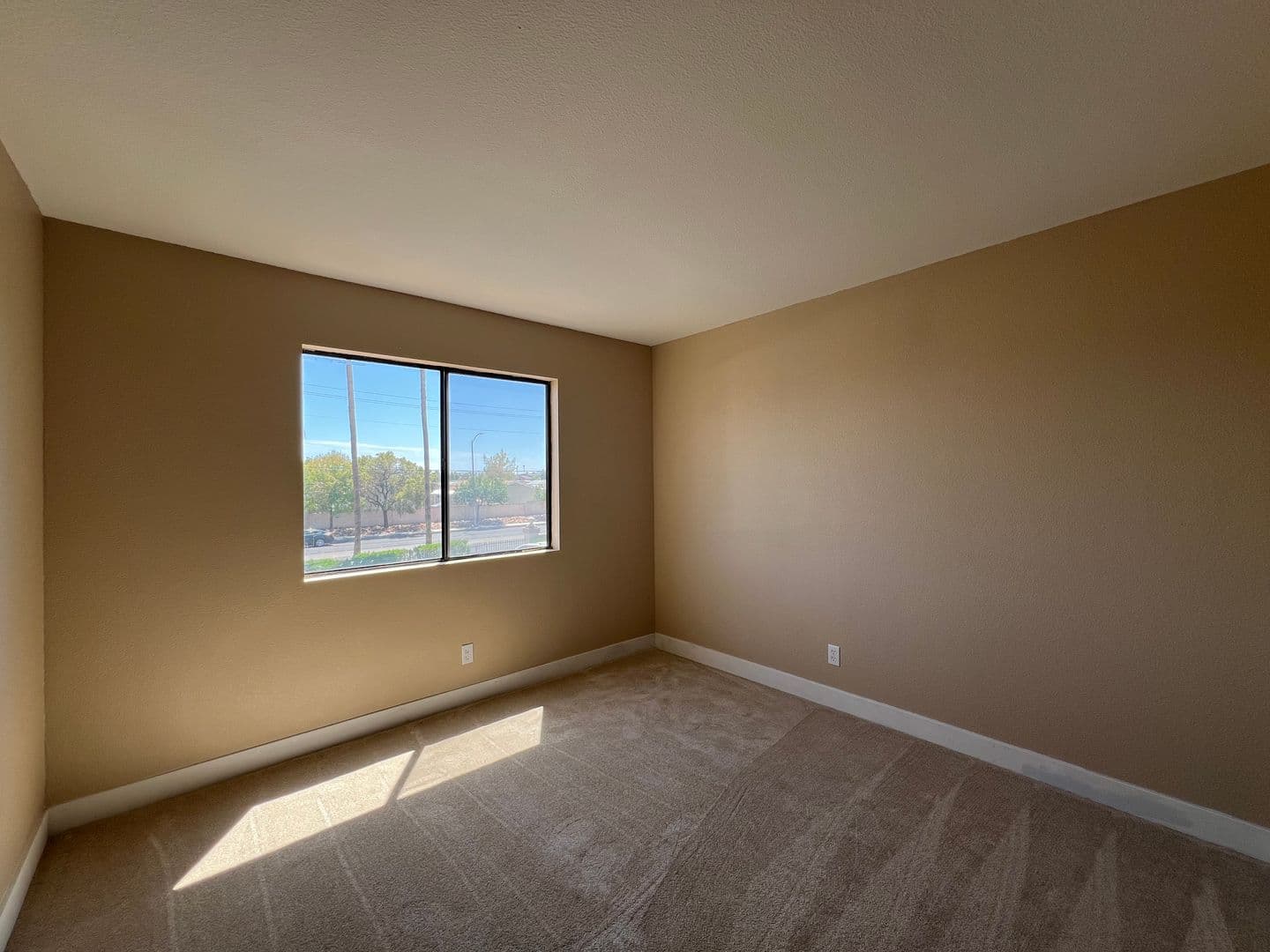 LAS VEGAS Condo: 2982 JUNIPER HILLS #201