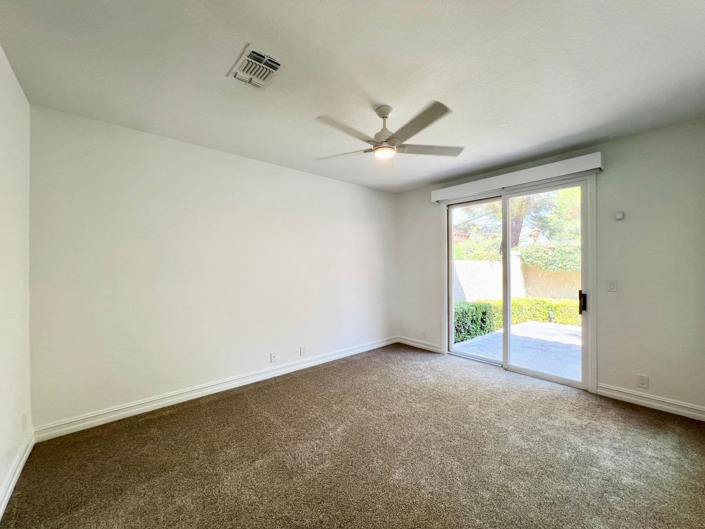 LAS VEGAS House: 5155 MAKENNA CT