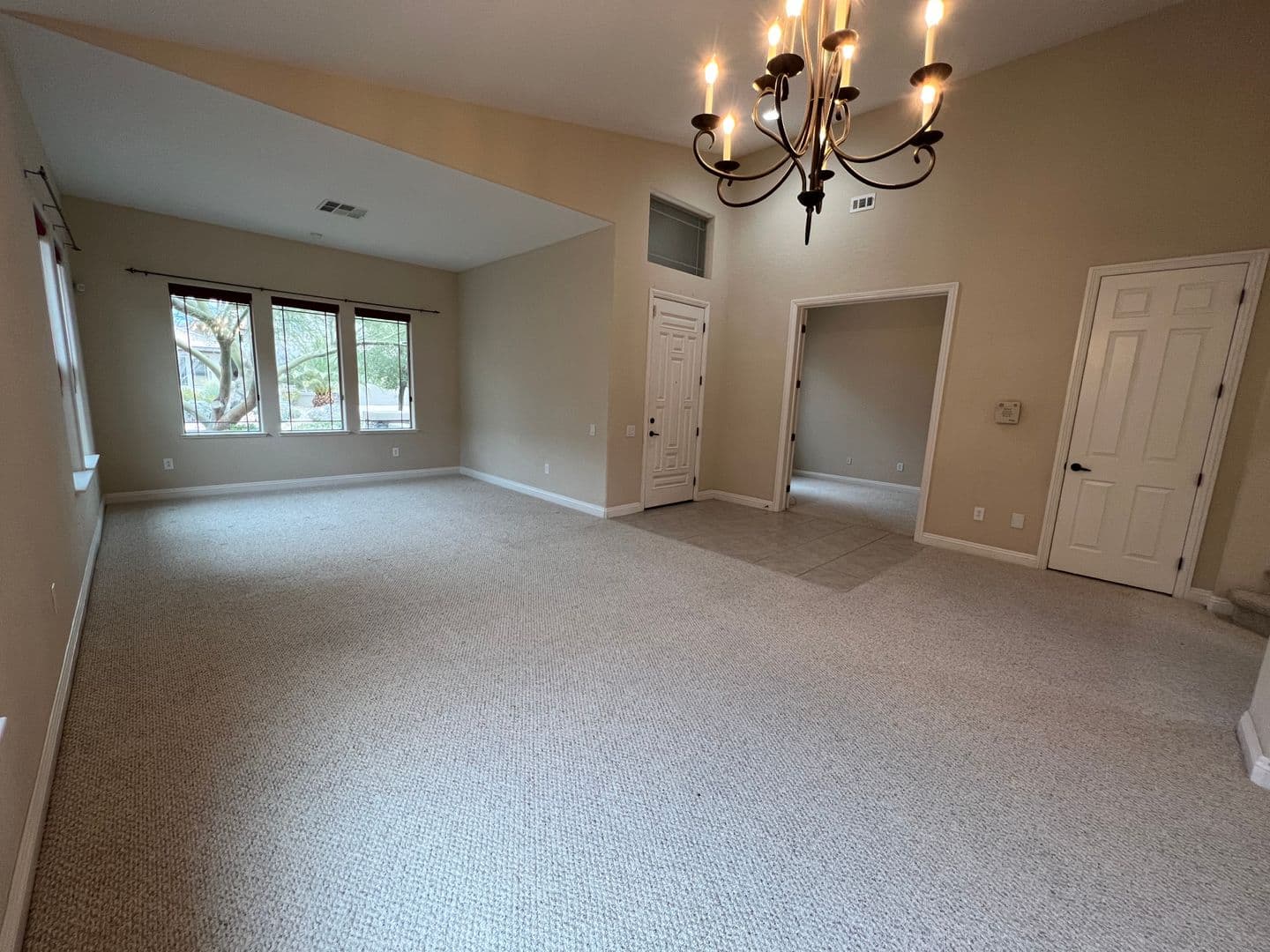 NORTH LAS VEGAS House: 3709 FLEDGLING DR
