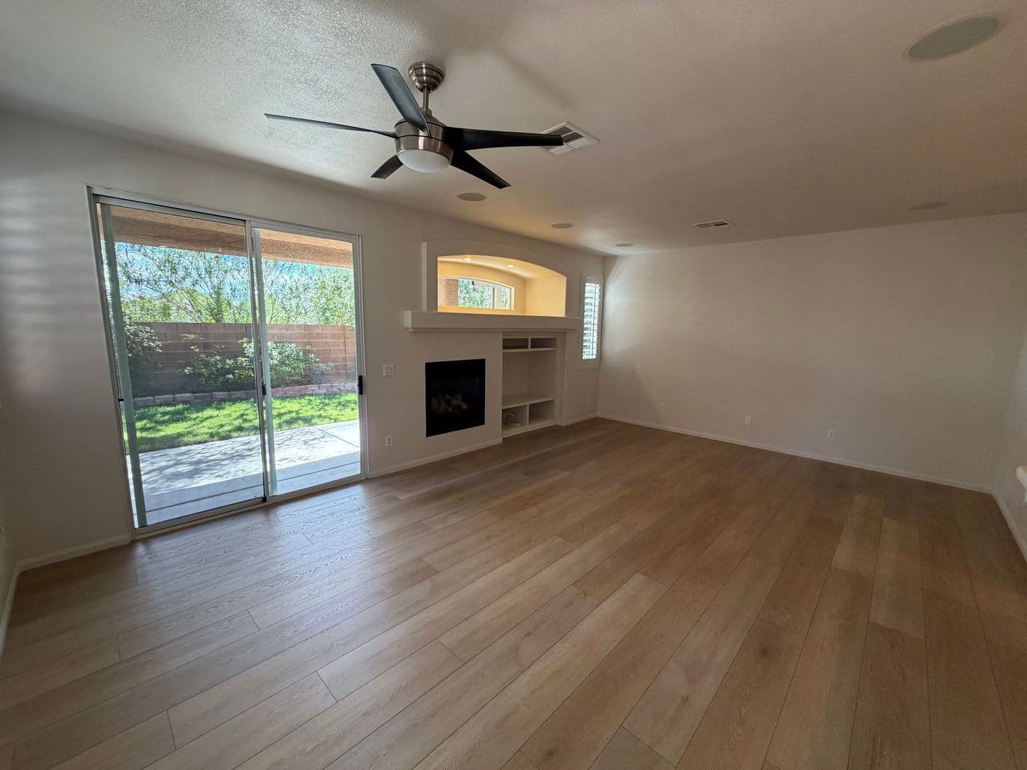 LAS VEGAS House: 11091 ZAROD RD