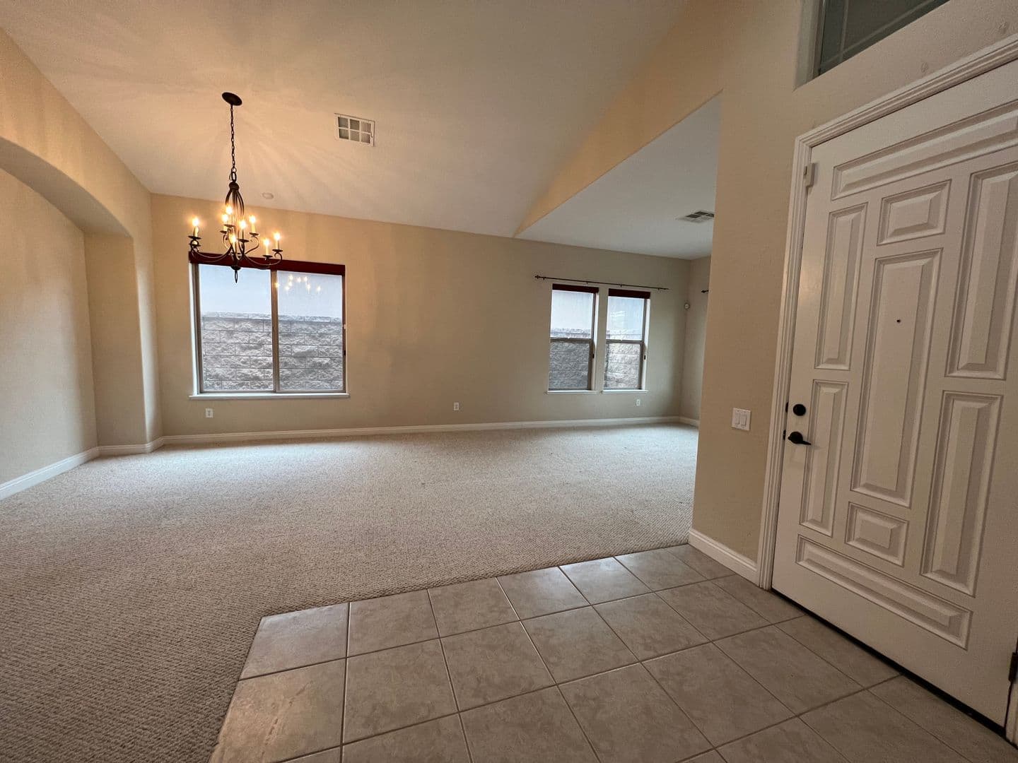 NORTH LAS VEGAS House: 3709 FLEDGLING DR