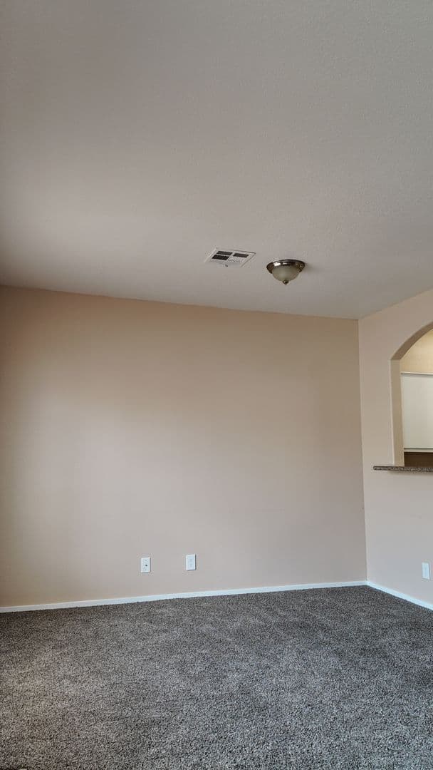 LAS VEGAS Condo: 1900 N TORREY PINES DR UT 212