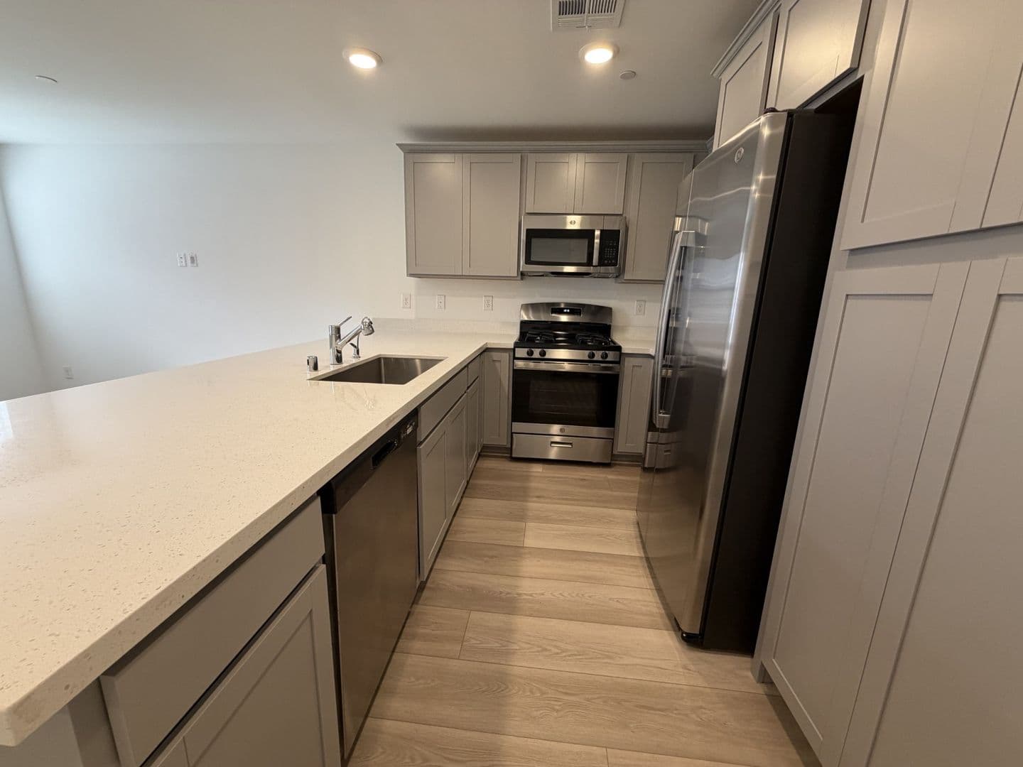 LAS VEGAS House: 10771 BLAKE GARDENS CT