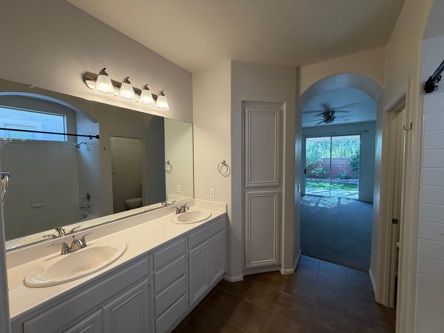 LAS VEGAS House: 11091 ZAROD RD