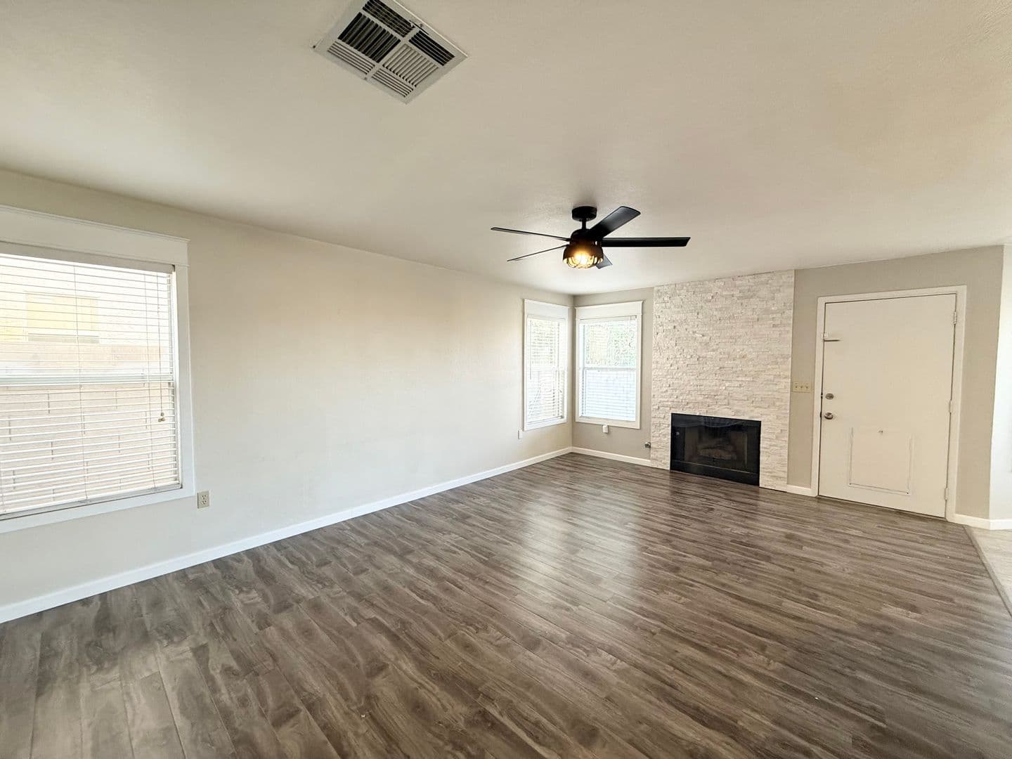 HENDERSON House: 2154 RUNNING RIVER RD.