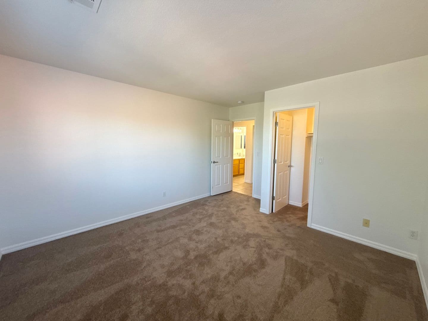 LAS VEGAS House: 1016 ROYAL PLUM LN
