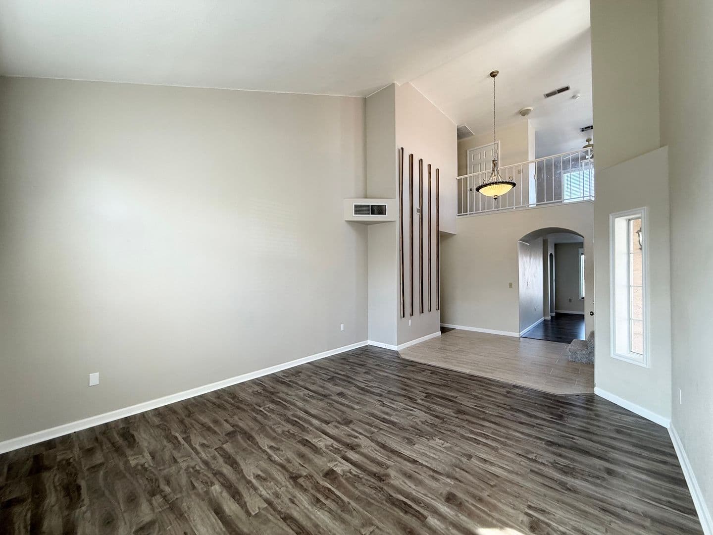 HENDERSON House: 2154 RUNNING RIVER RD.