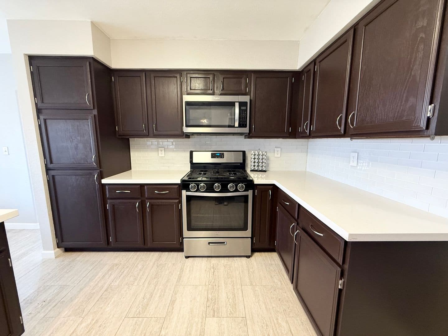 HENDERSON House: 2154 RUNNING RIVER RD.