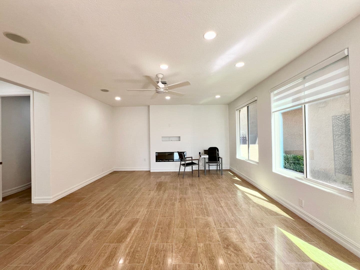 LAS VEGAS House: 5155 MAKENNA CT
