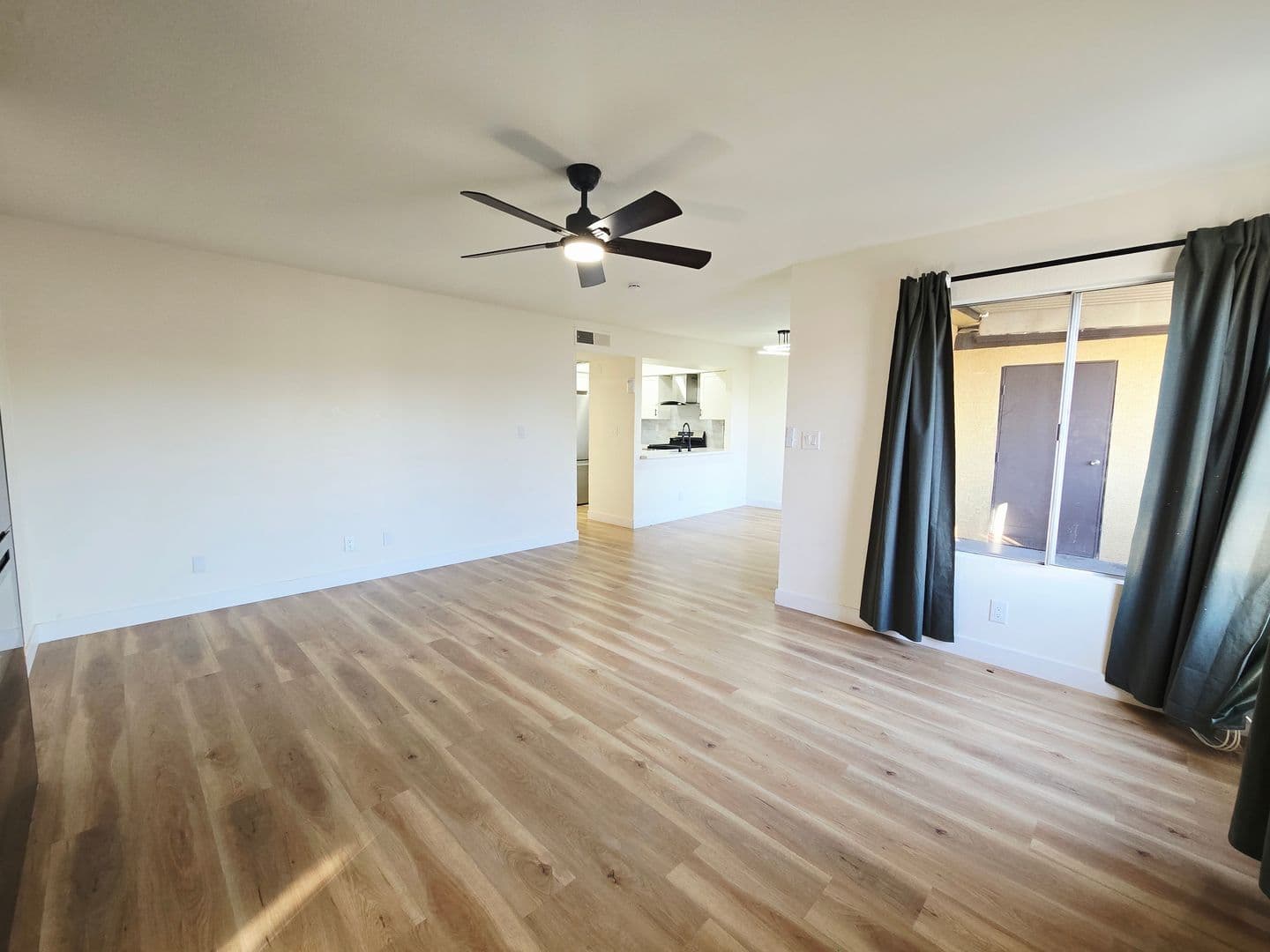 LAS VEGAS Condo: 1534 HIALEAH DR