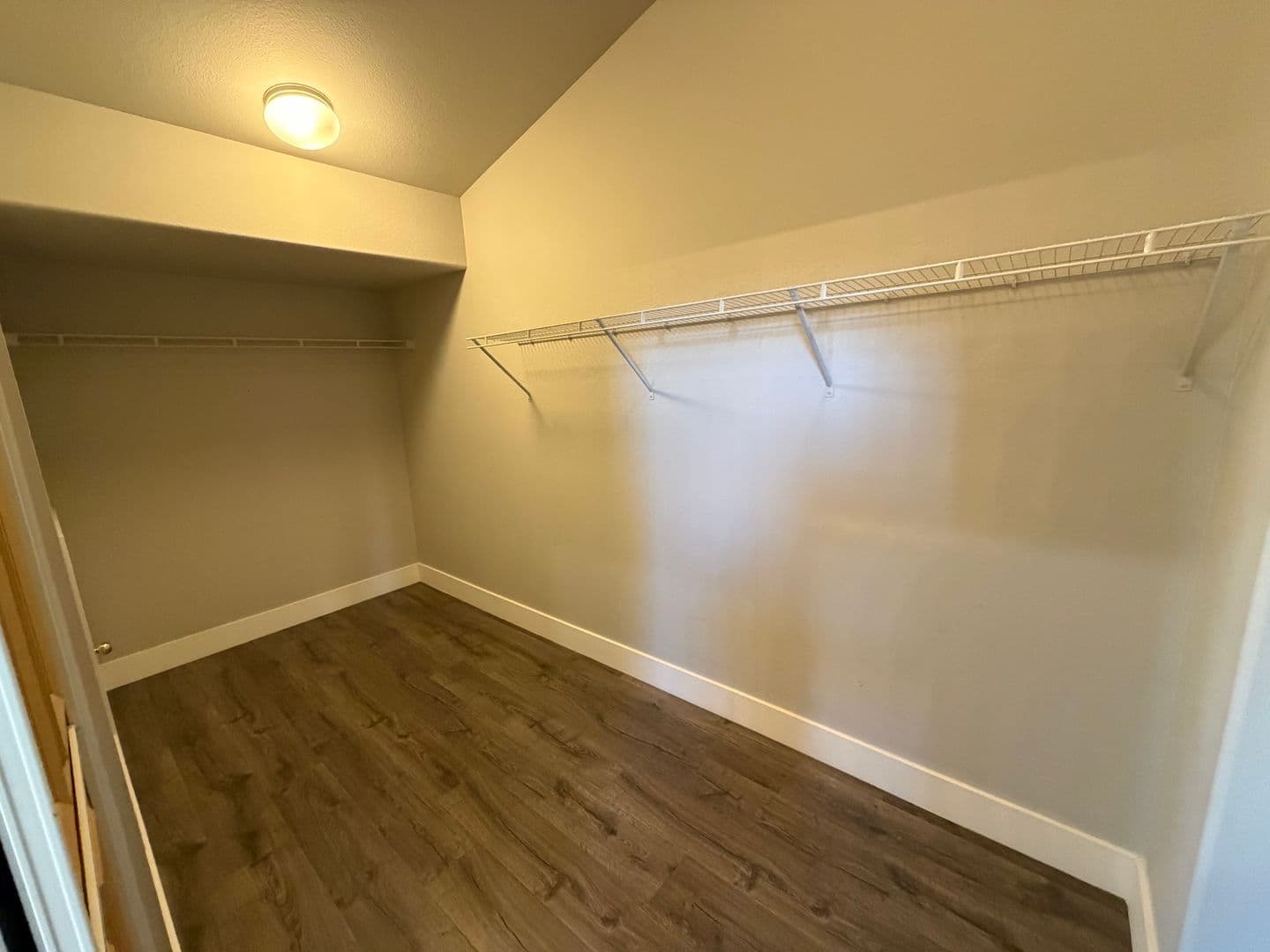 HENDERSON House: 2218 ARMACOST DR
