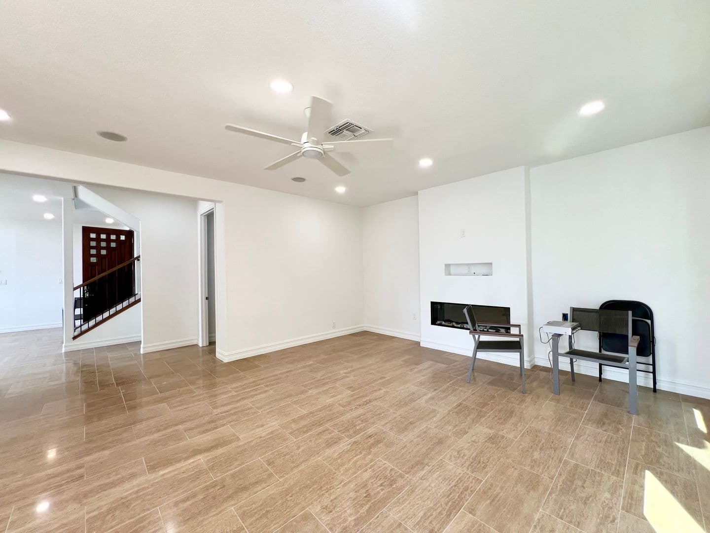 LAS VEGAS House: 5155 MAKENNA CT