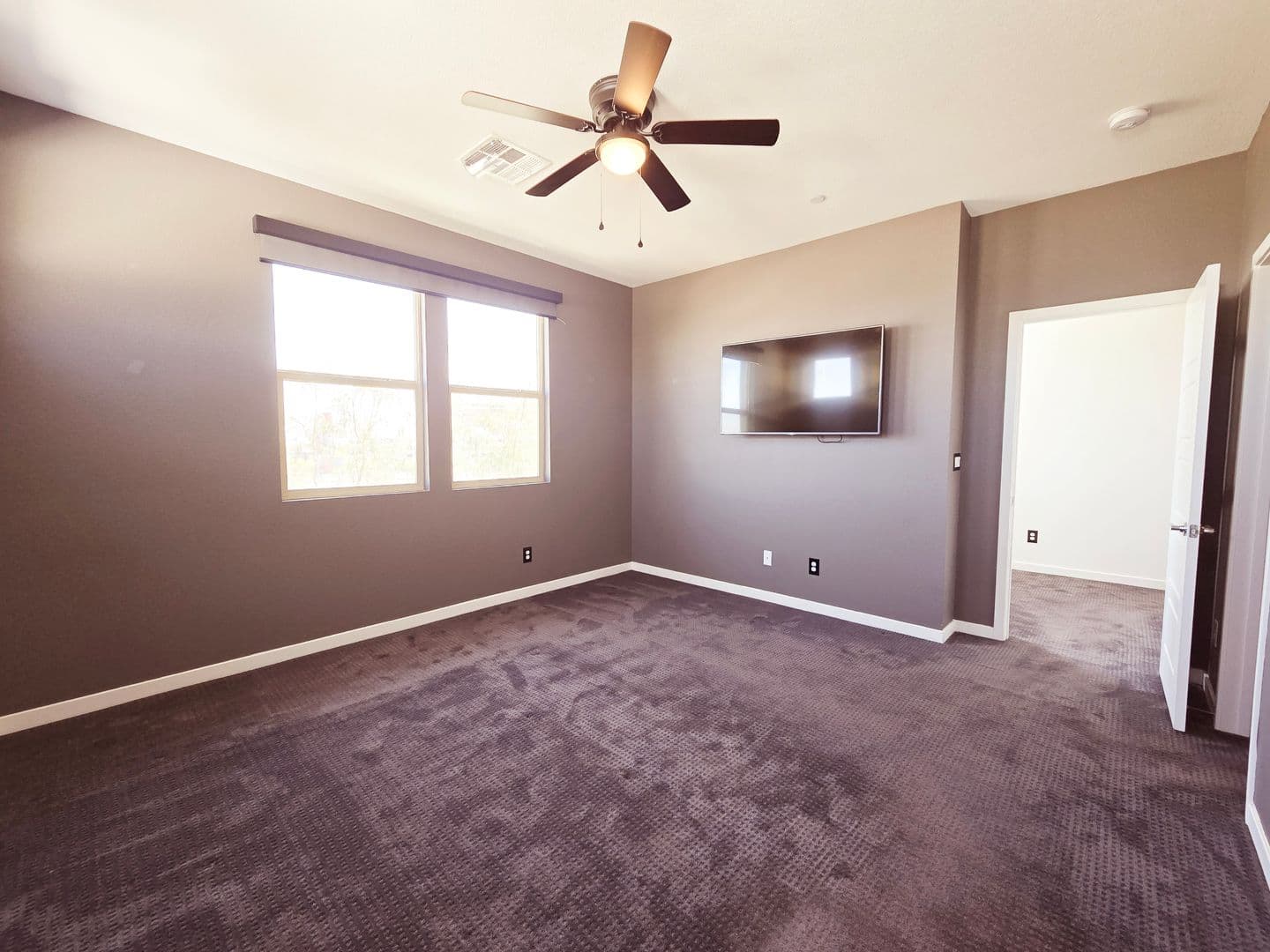 LAS VEGAS Condo: 11231 HIDDEN PEAK AVE #210