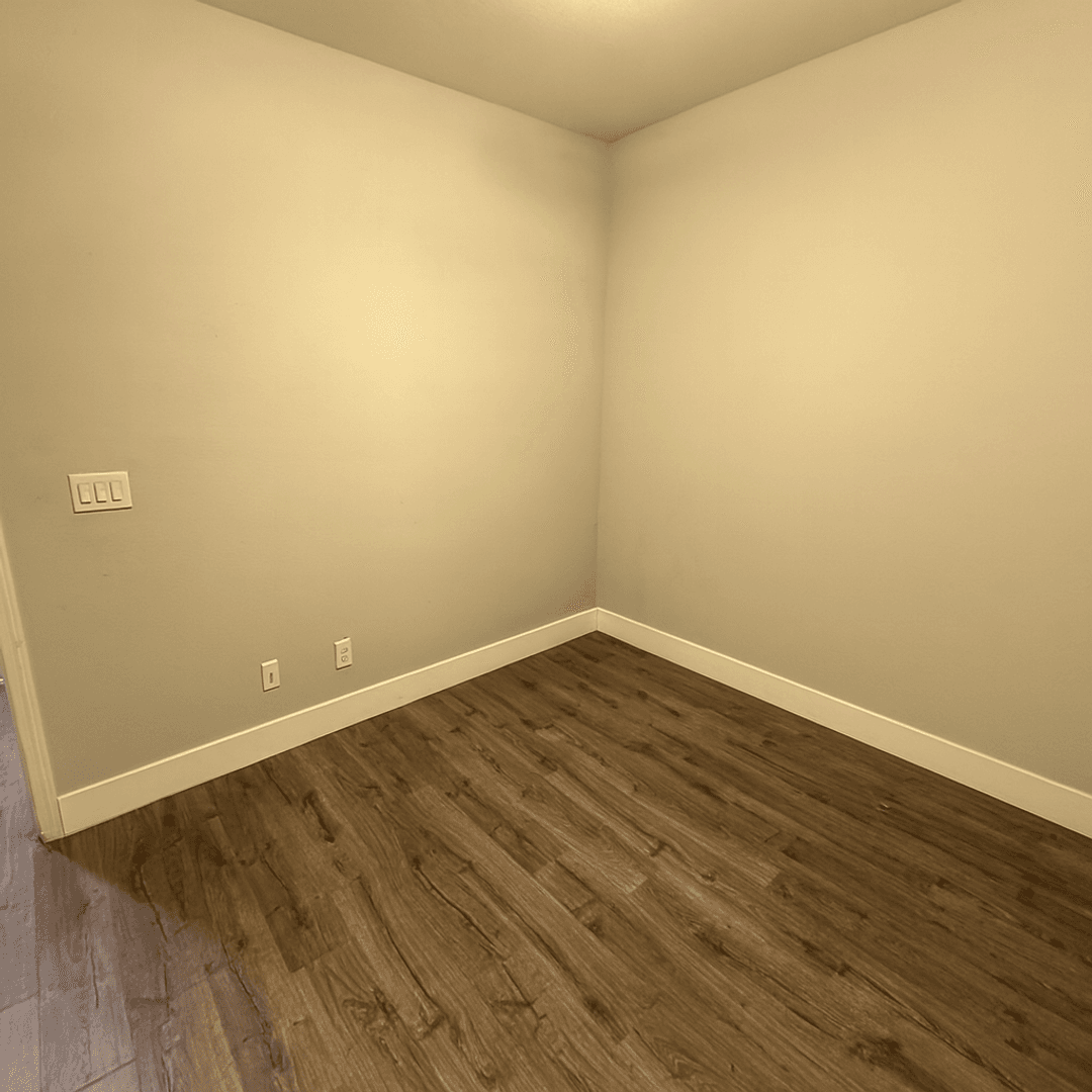 HENDERSON House: 2218 ARMACOST DR