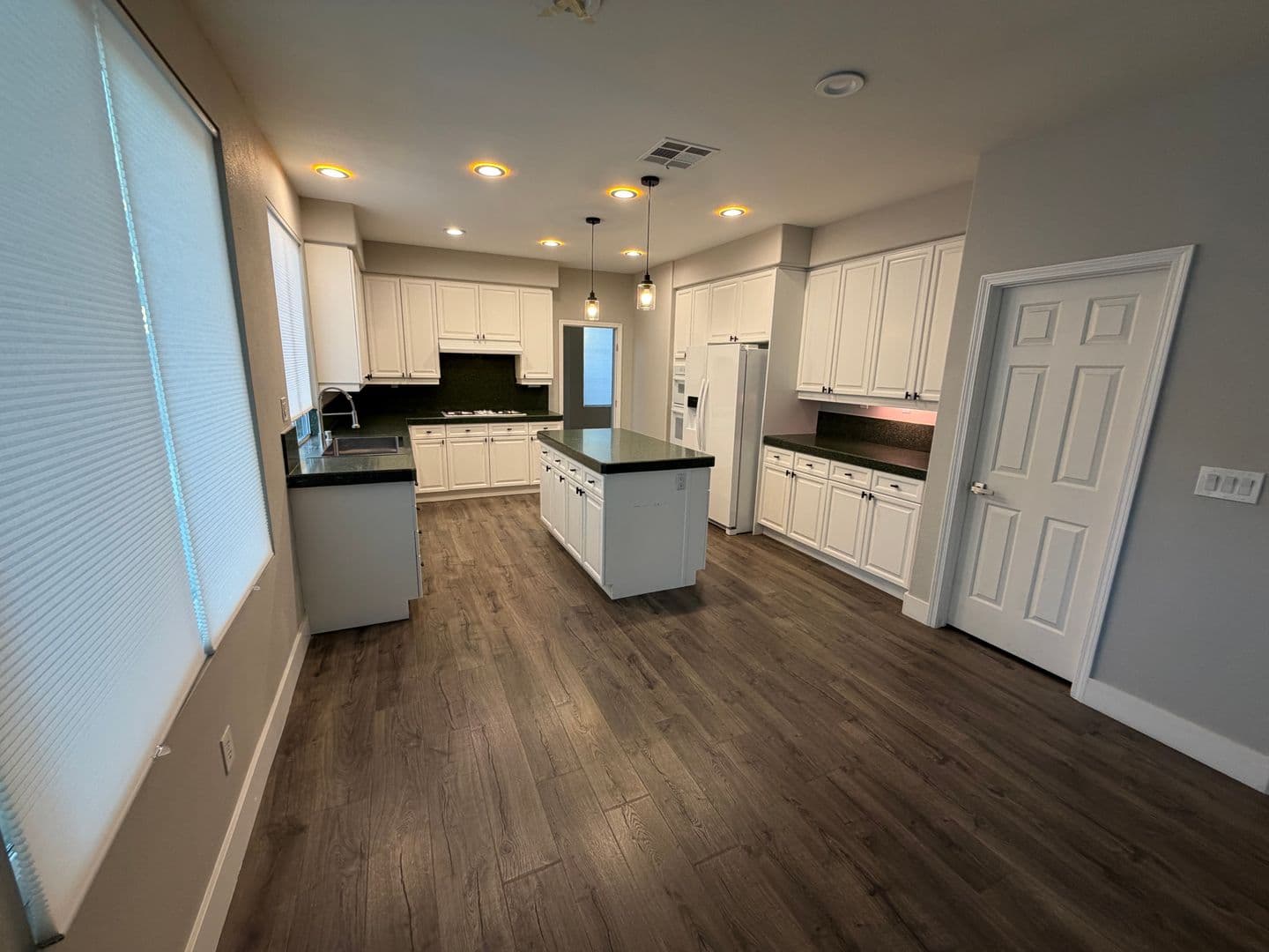 HENDERSON House: 2218 ARMACOST DR