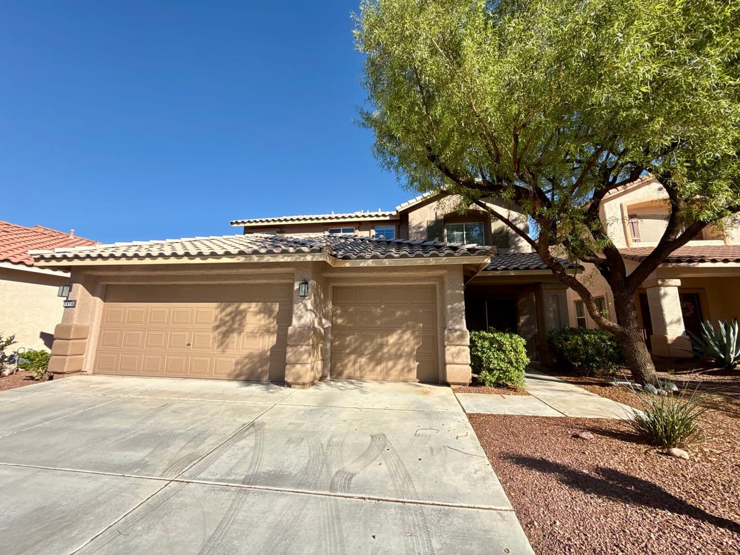LAS VEGAS House: 1016 ROYAL PLUM LN
