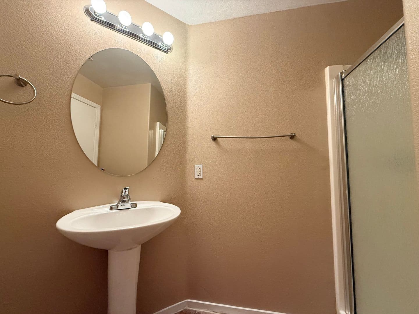 LAS VEGAS House: 8816 PINE PITCH