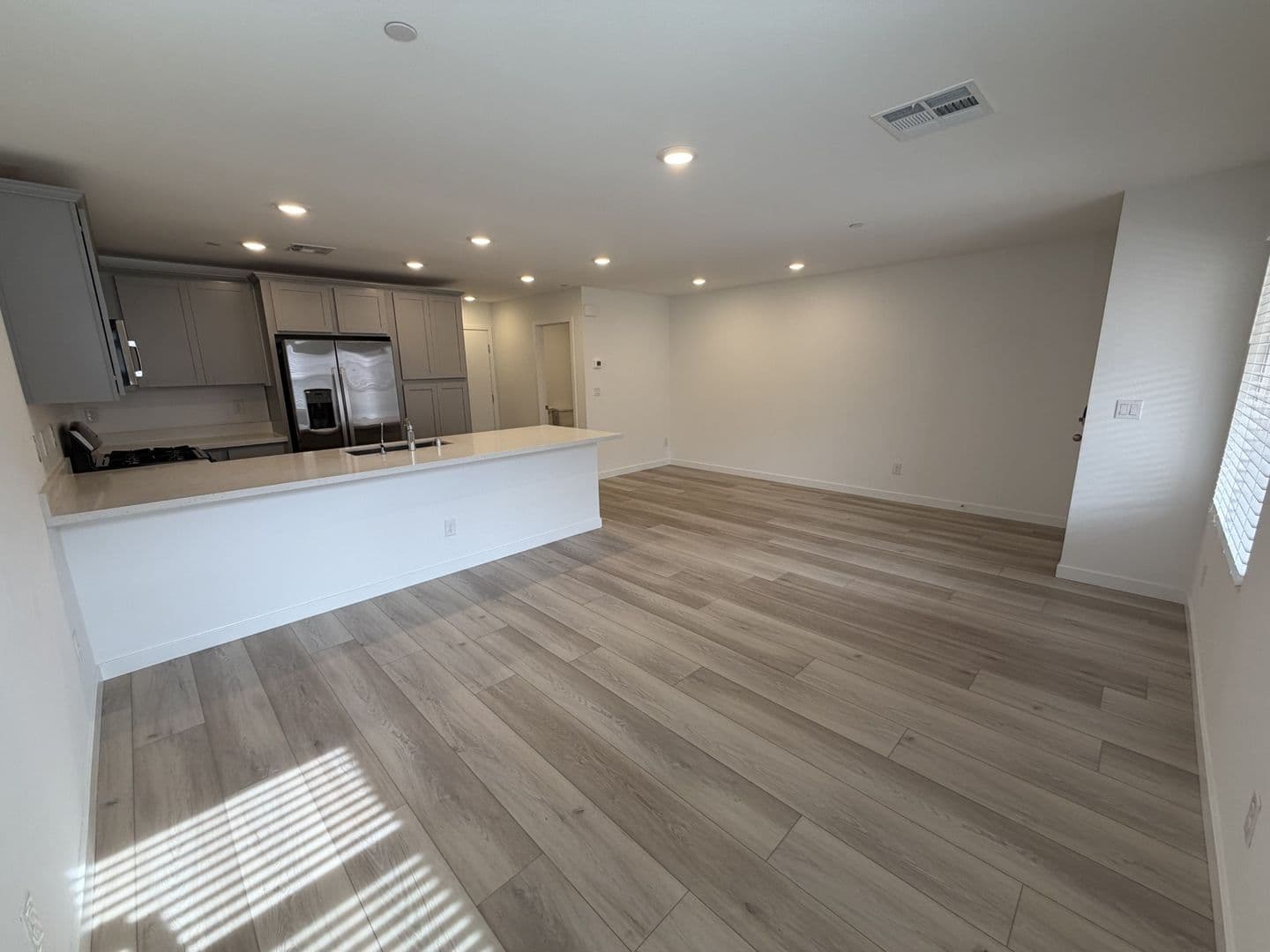 LAS VEGAS House: 10771 BLAKE GARDENS CT