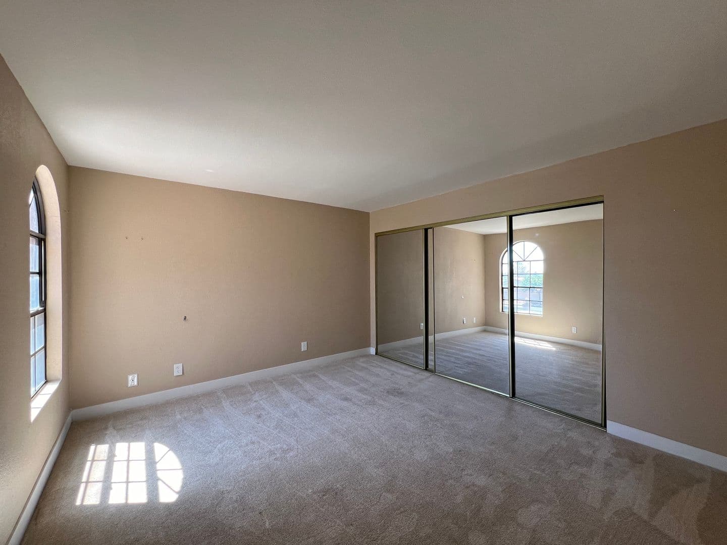 LAS VEGAS Condo: 2982 JUNIPER HILLS #201