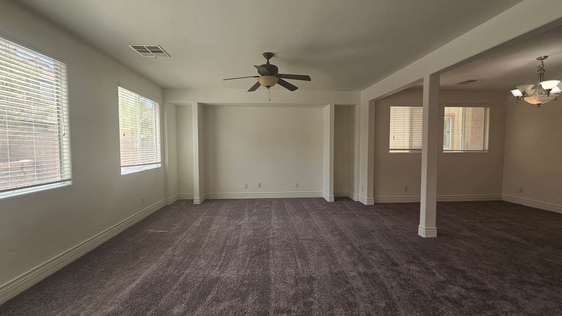 LAS VEGAS House: 119 HONORS COURSE
