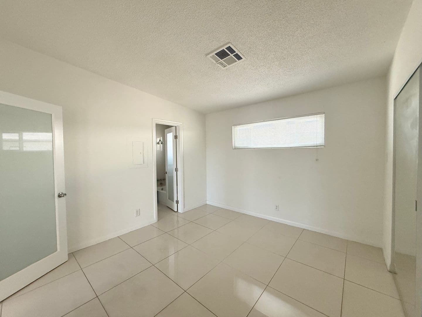 LAS VEGAS Condo: 601 S 11TH ST. UNIT 13