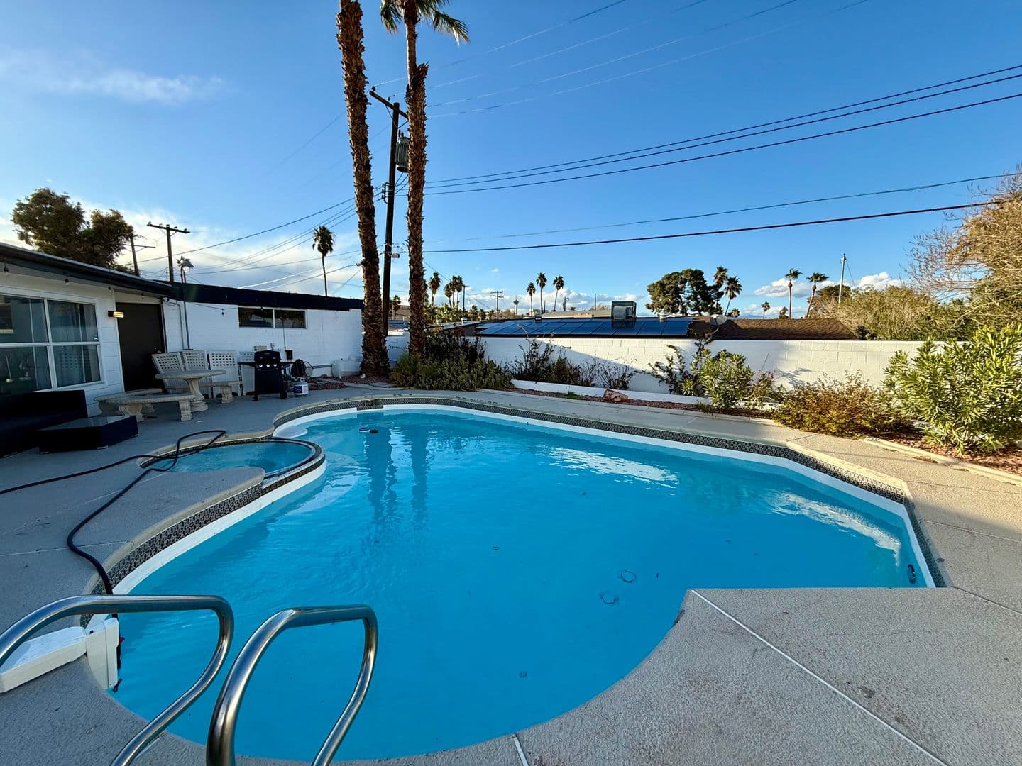 LAS VEGAS House: 1526 E TWAIN AVE