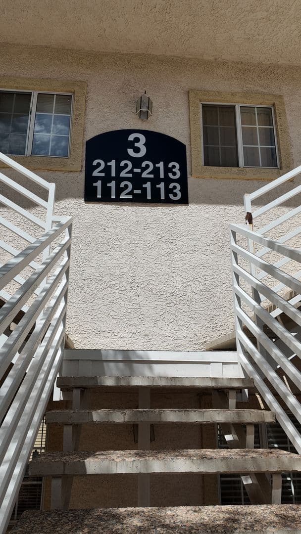 LAS VEGAS Condo: 1900 N TORREY PINES DR UT 212