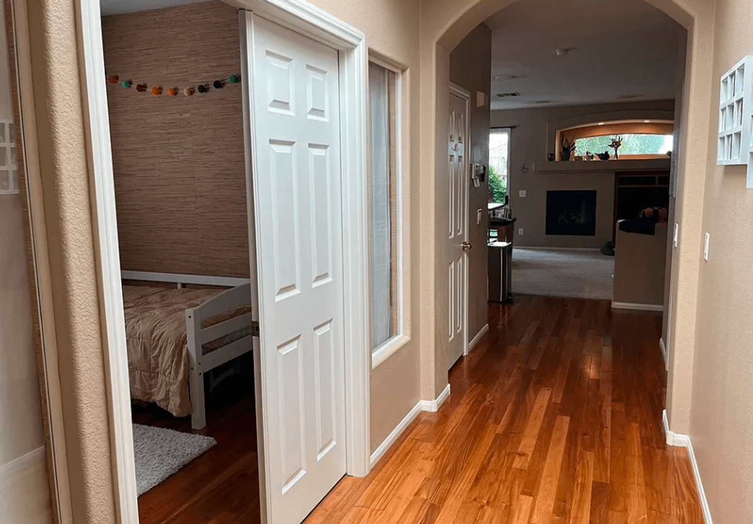 LAS VEGAS House: 11091 ZAROD RD