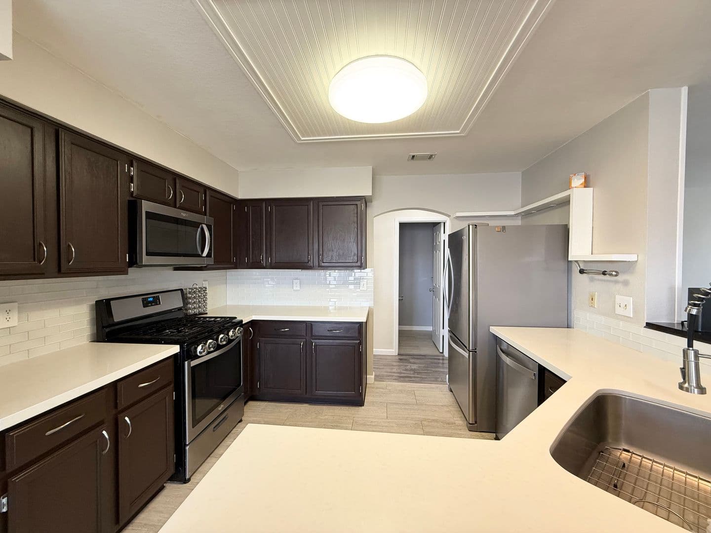 HENDERSON House: 2154 RUNNING RIVER RD.