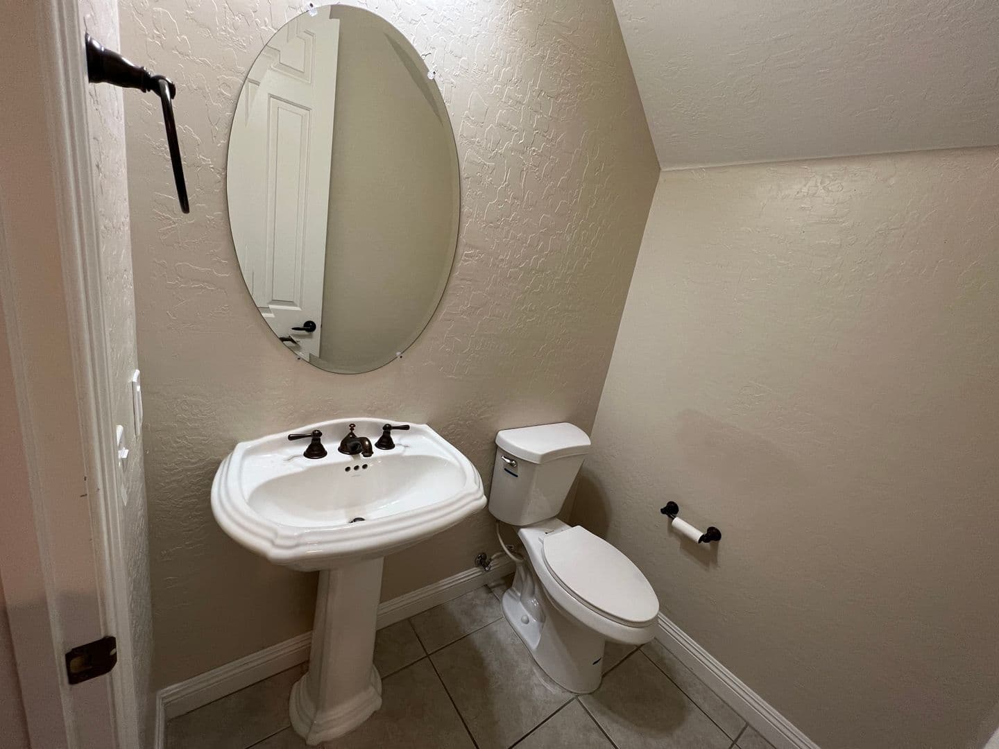 NORTH LAS VEGAS House: 3709 FLEDGLING DR
