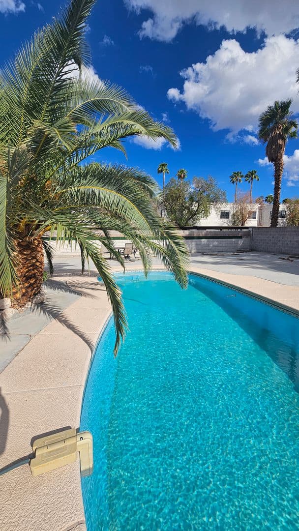 LAS VEGAS House: 541 ELDORA AVE.