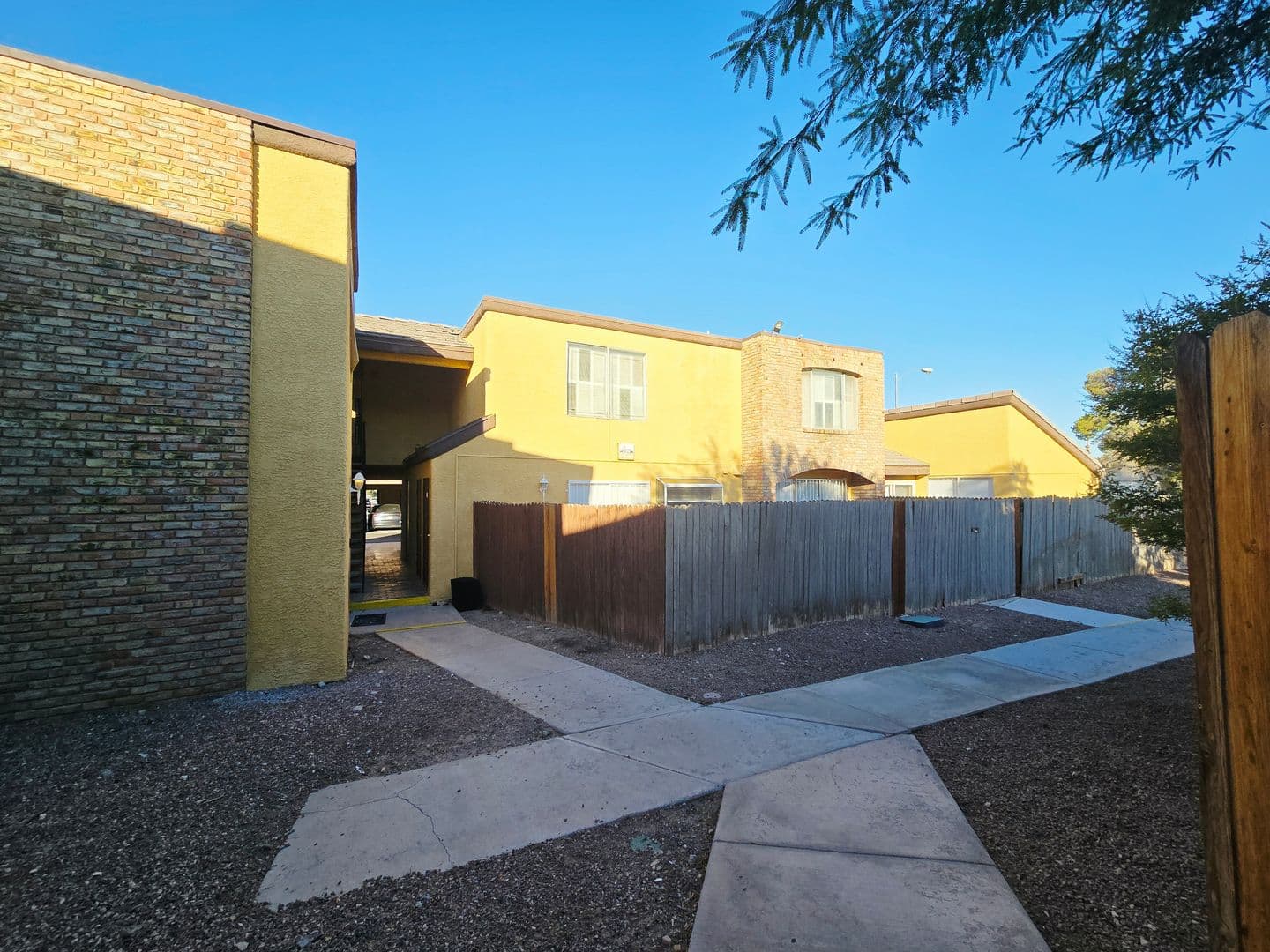 LAS VEGAS Condo: 1534 HIALEAH DR