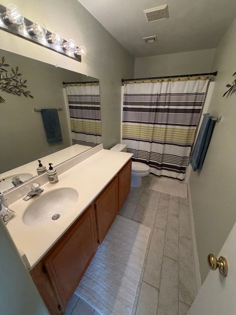 LAS VEGAS House: 1131 LAGUNA PARK CT
