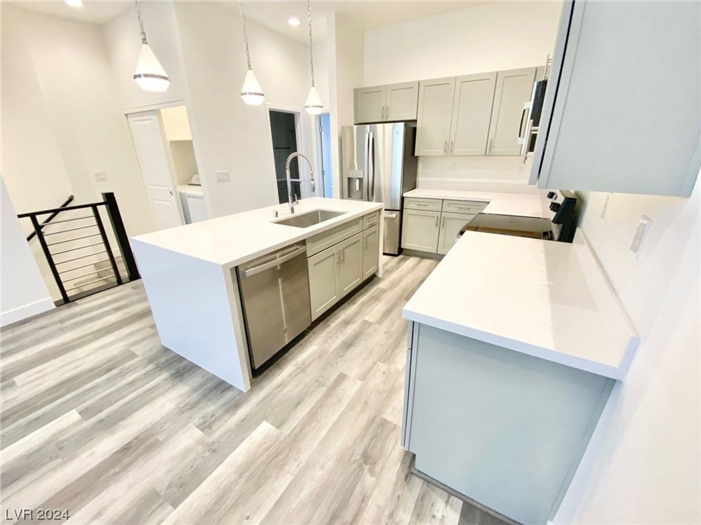 LAS VEGAS House: 1170 PROSPERING CREEK