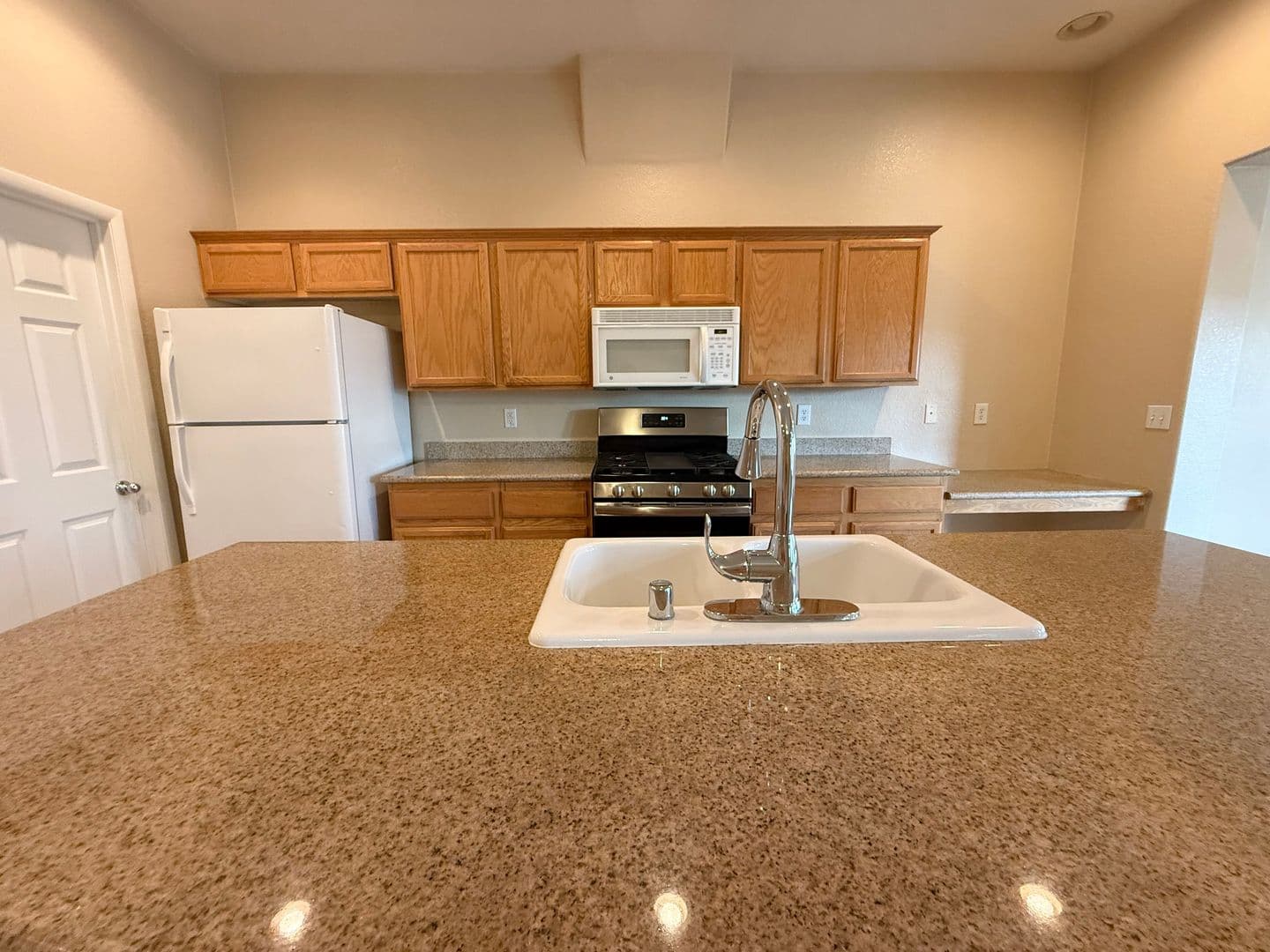 LAS VEGAS House: 6221 EAGLE CAP CT