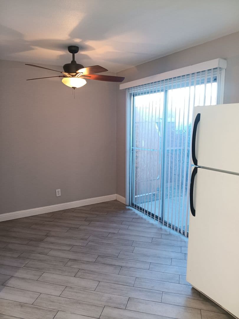LAS VEGAS Townhome: 5136 GRAY LANE UNIT A
