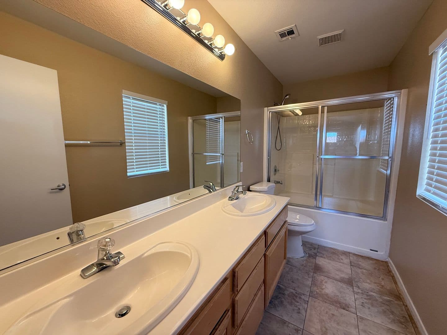 LAS VEGAS House: 8816 PINE PITCH