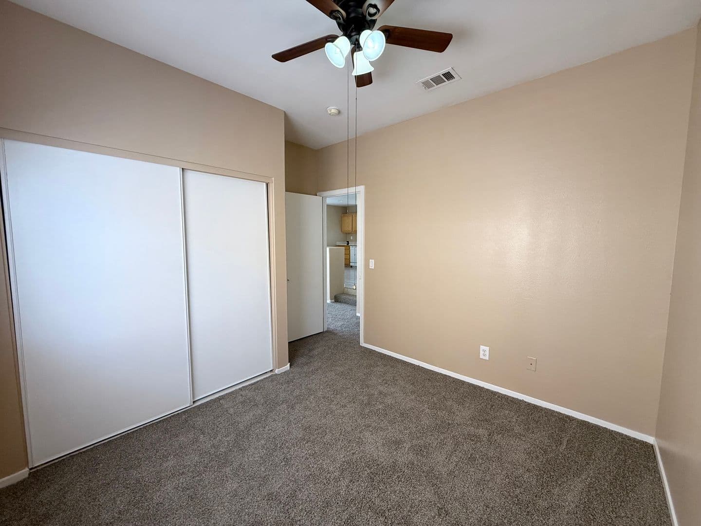 LAS VEGAS House: 8816 PINE PITCH