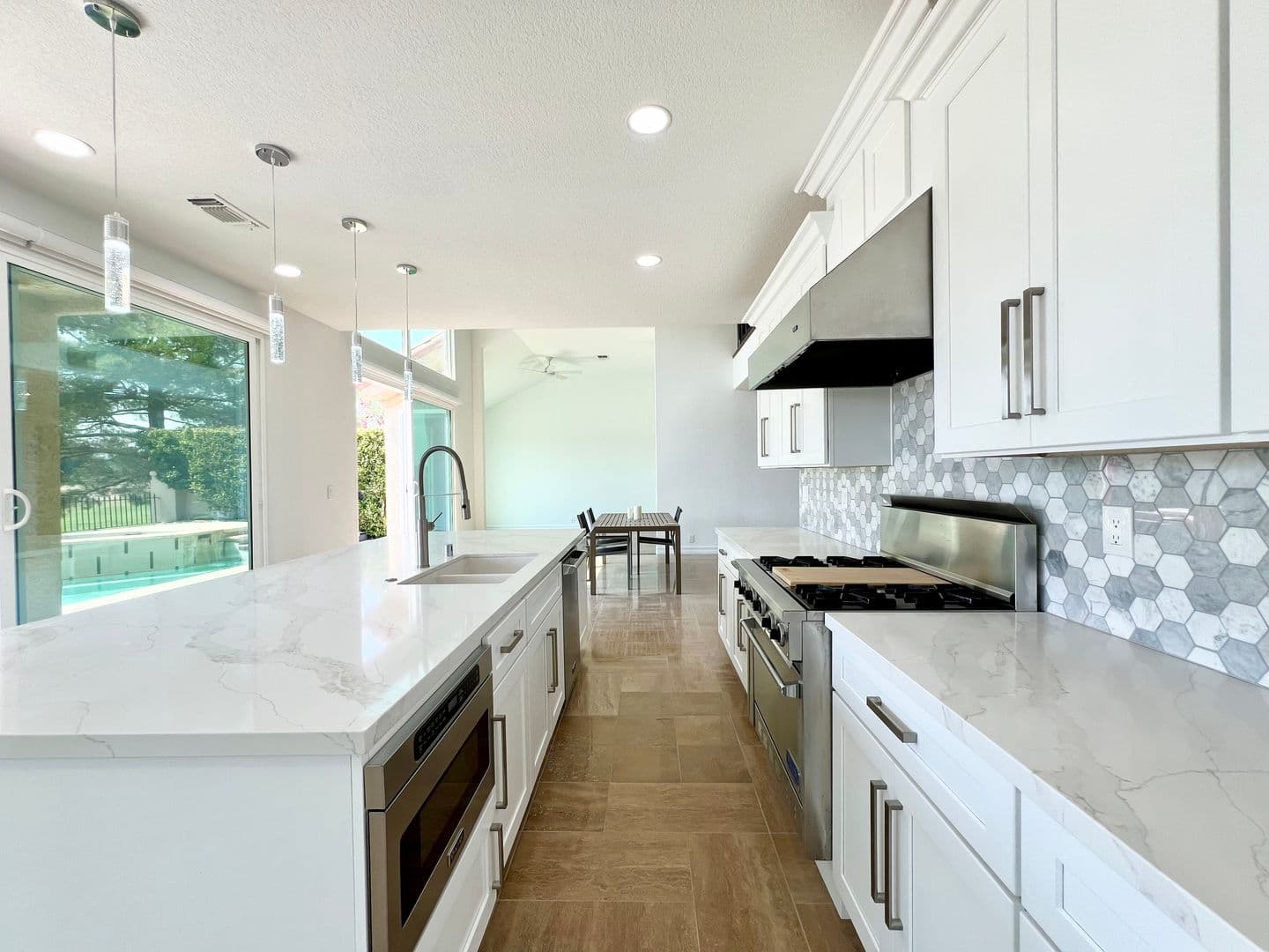 LAS VEGAS House: 5155 MAKENNA CT