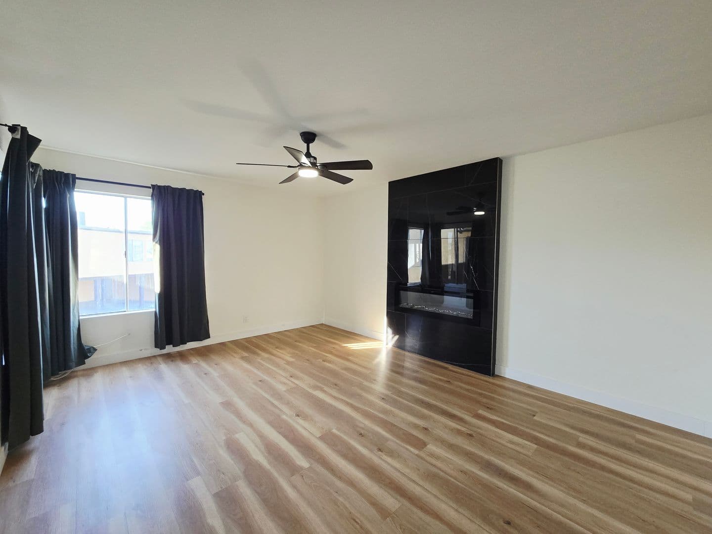 LAS VEGAS Condo: 1534 HIALEAH DR