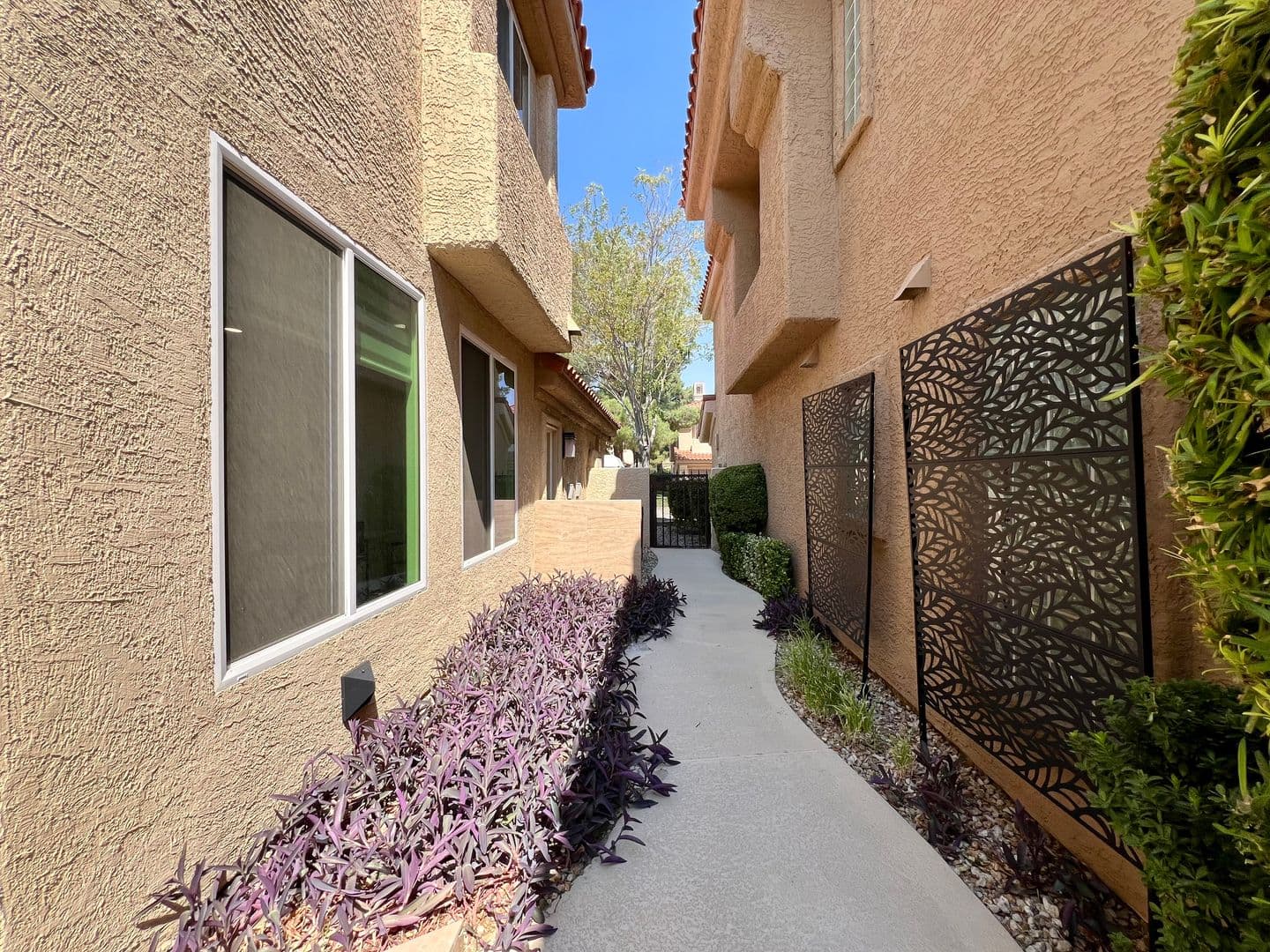 LAS VEGAS House: 5155 MAKENNA CT