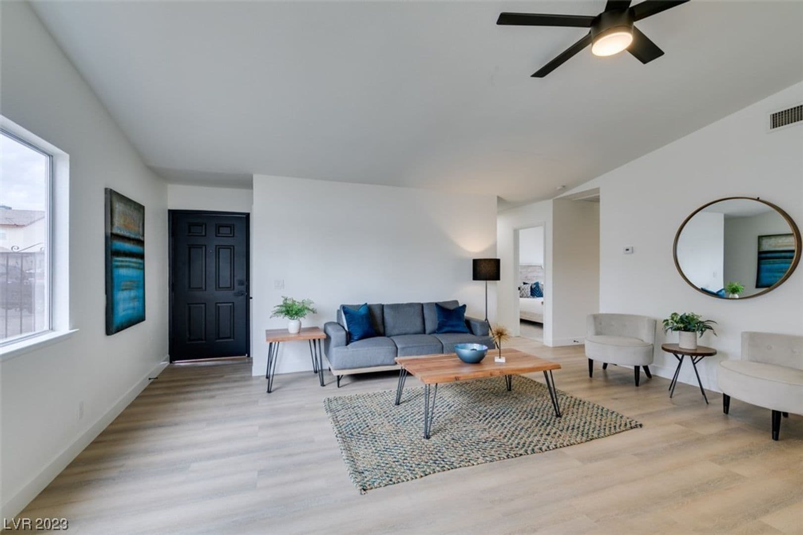 HENDERSON House: 598 JACKSON DR