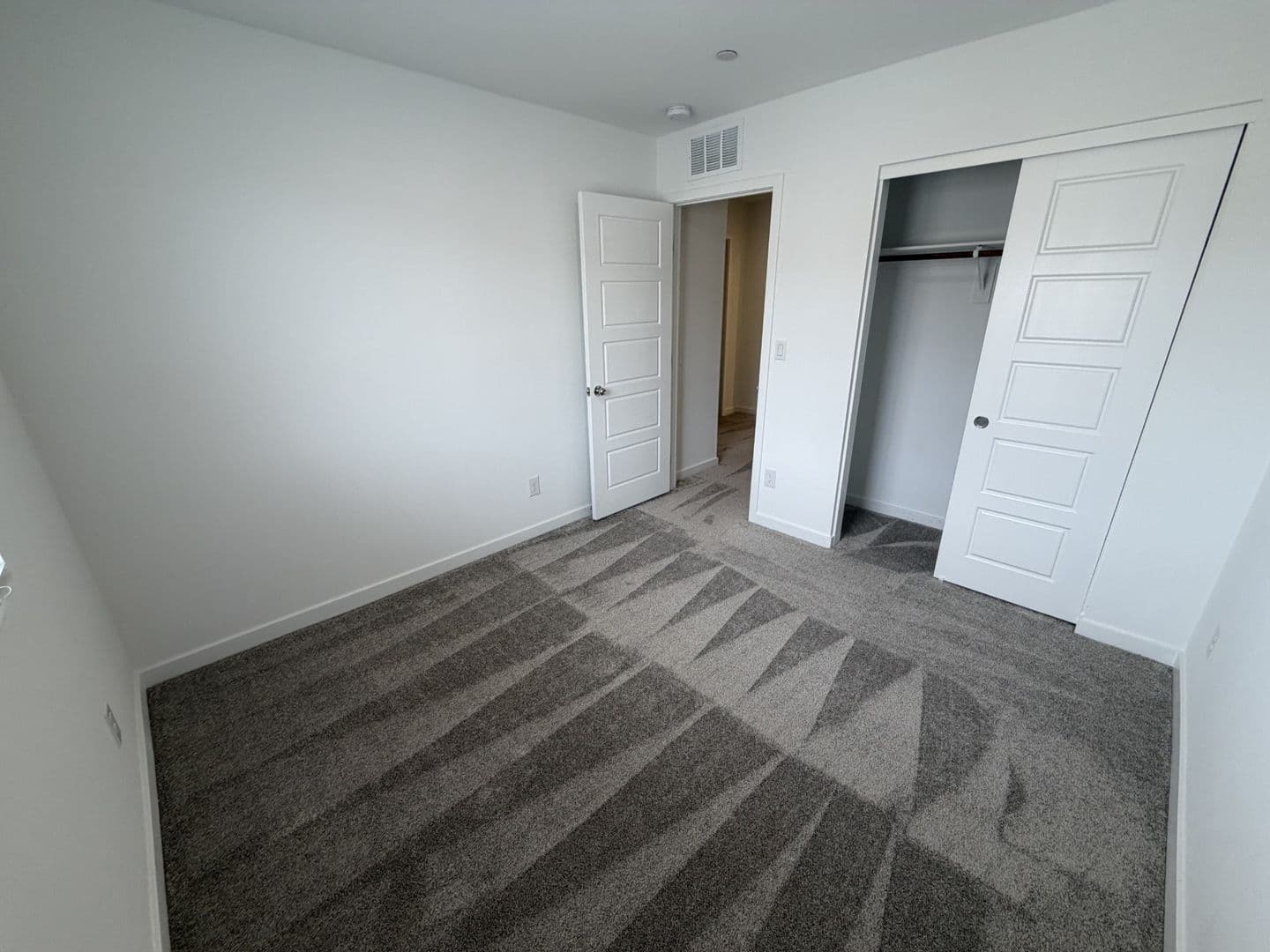 LAS VEGAS House: 10771 BLAKE GARDENS CT