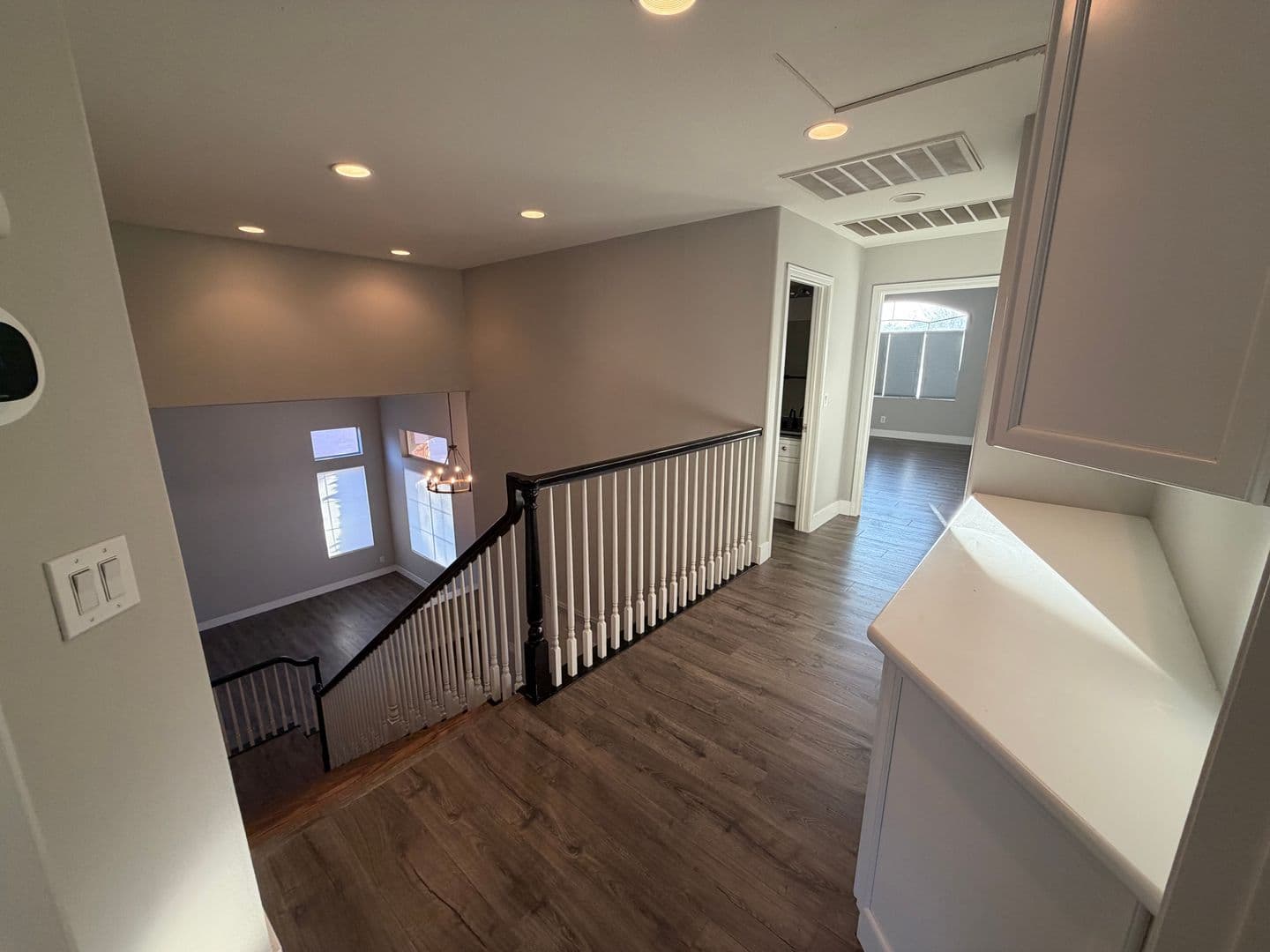HENDERSON House: 2218 ARMACOST DR