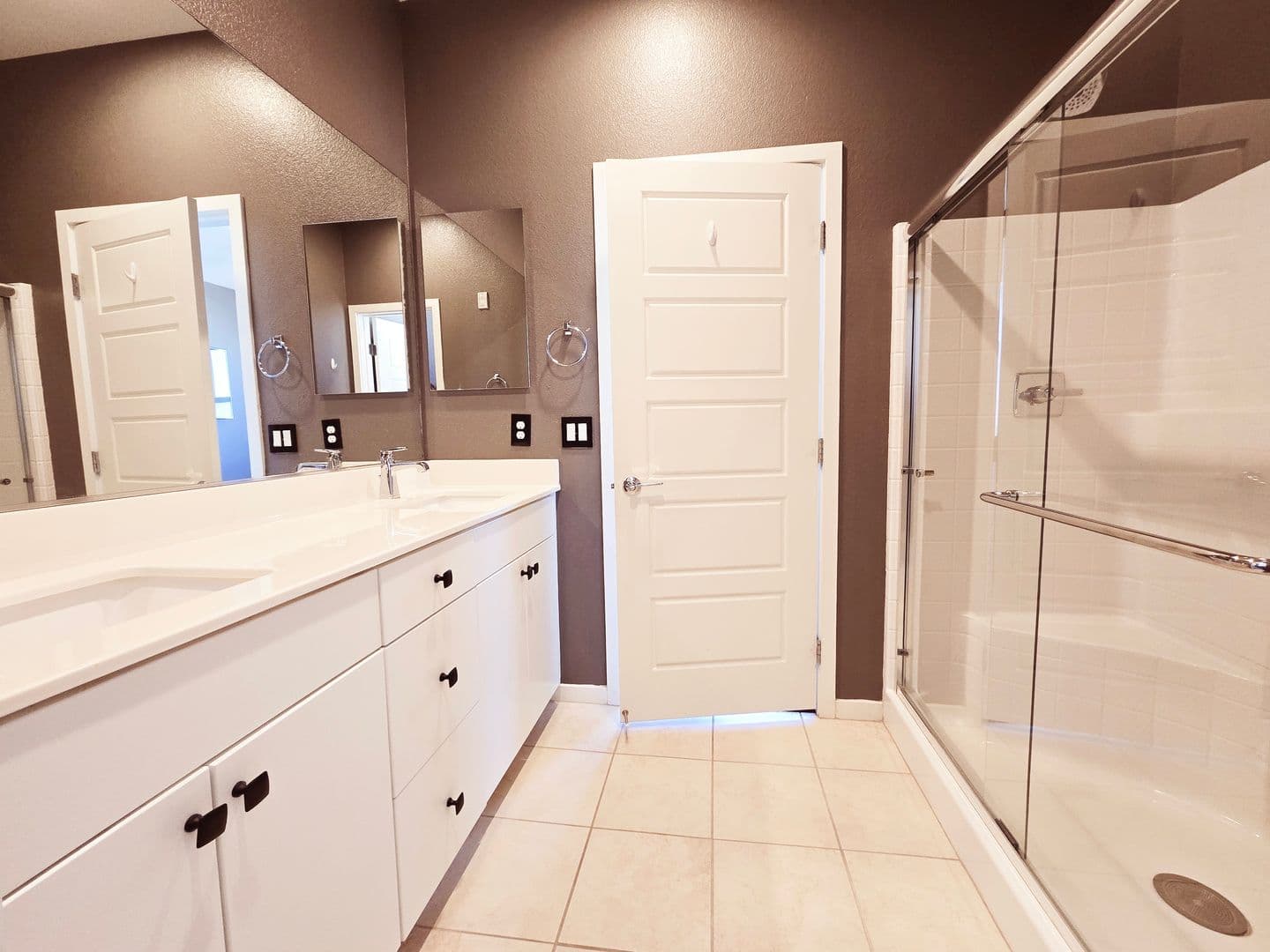 LAS VEGAS Condo: 11231 HIDDEN PEAK AVE #210
