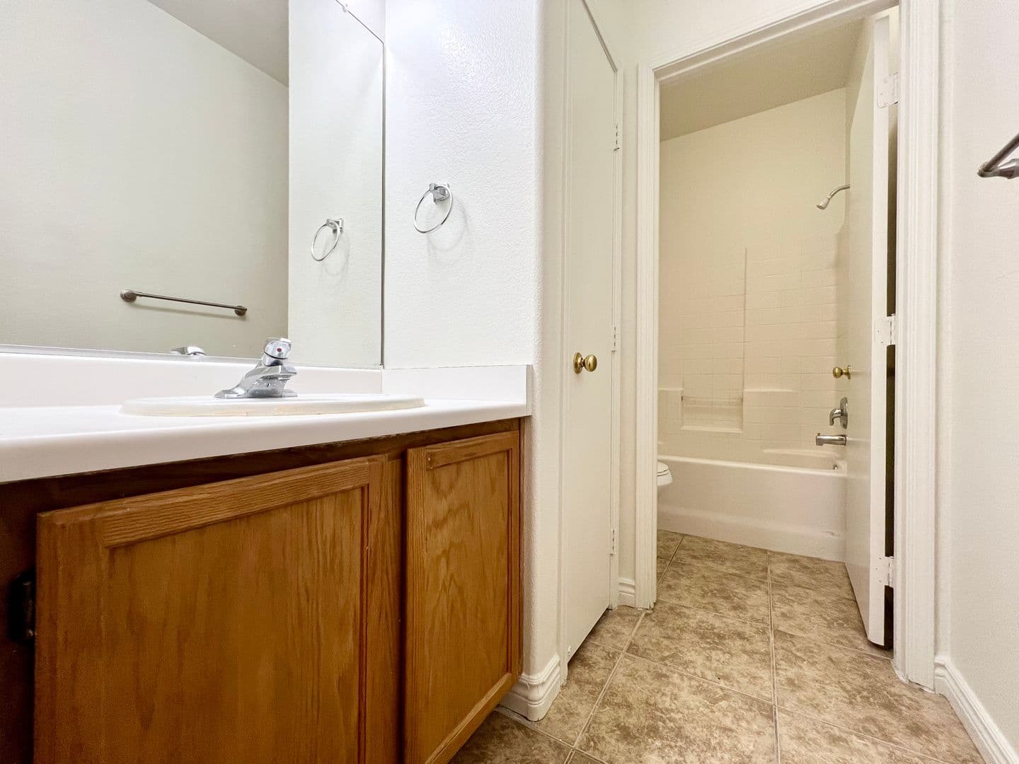 LAS VEGAS House: 4972 MINERS RIDGE DR