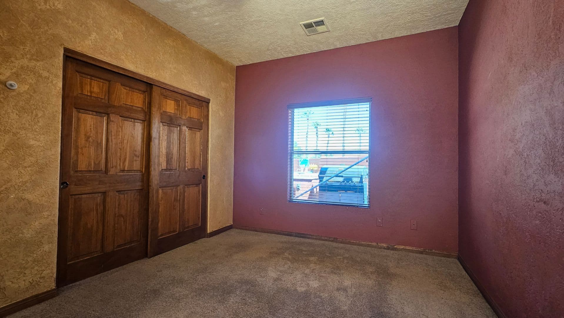 LAS VEGAS House: 8152 EAGLEDANCER AVE