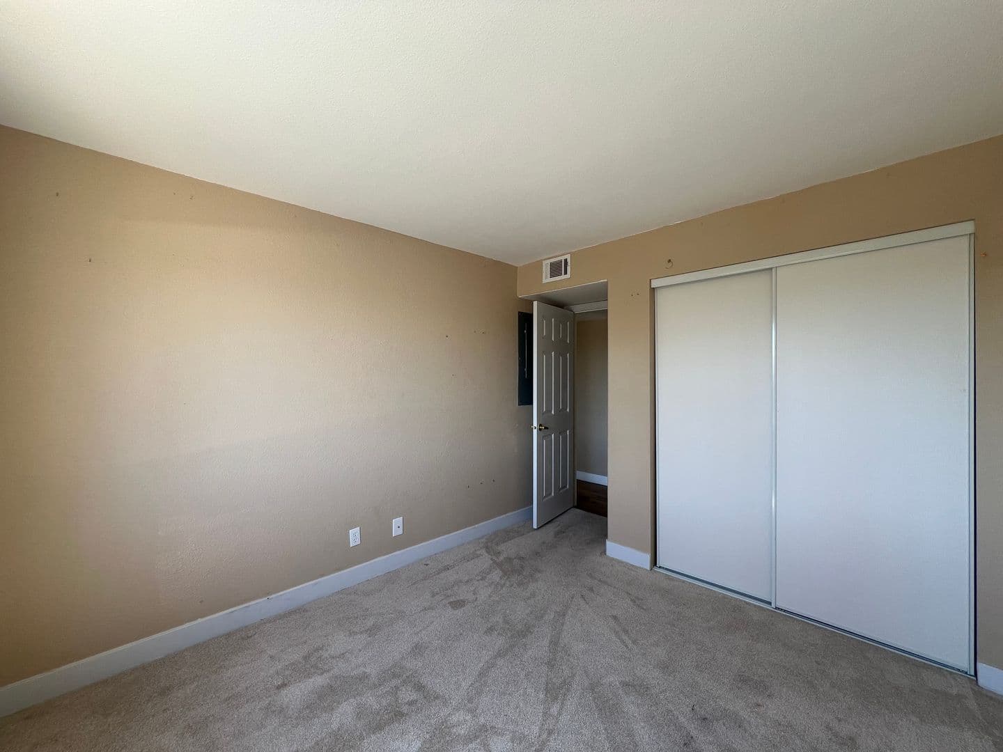 LAS VEGAS Condo: 2982 JUNIPER HILLS #201
