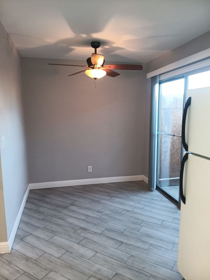 LAS VEGAS Townhome: 5136 GRAY LANE UNIT A